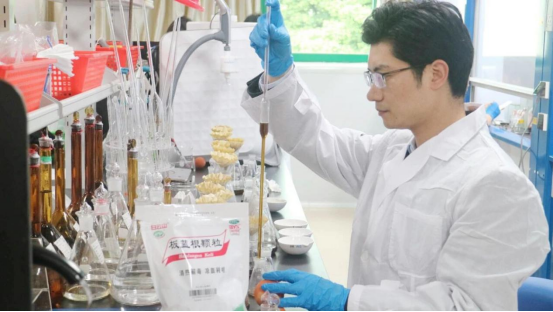 白云山板蓝根颗粒